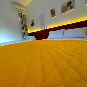 Marlindo Quarto em Acomodações Particulares